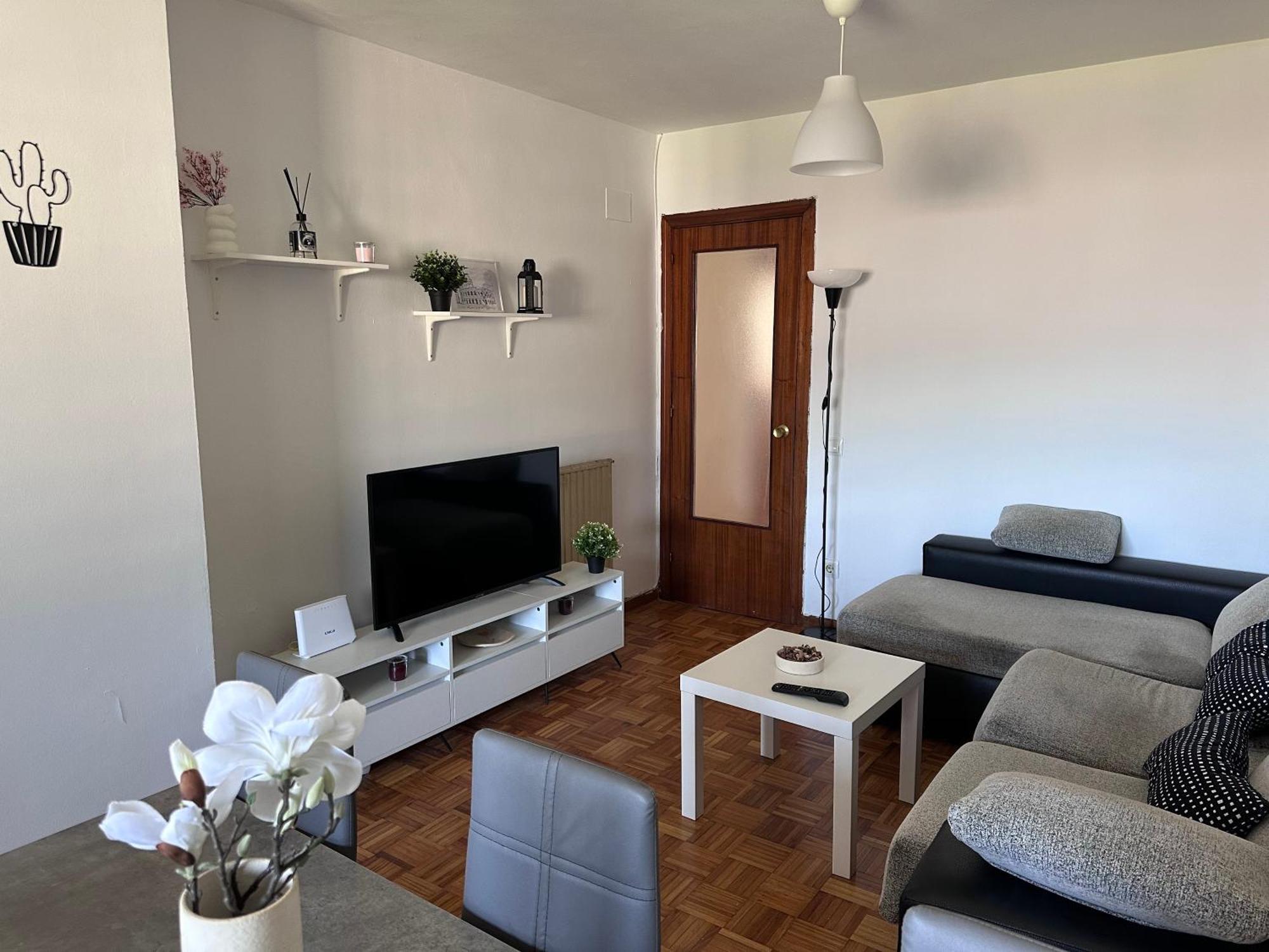 Acogedor Apartamento Con Vistas A La Catedral Y Parking Oviedo Bagian luar foto